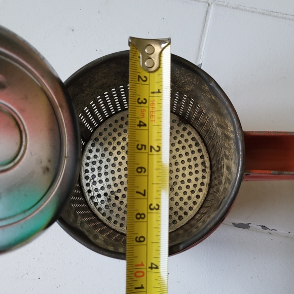 Vtg Hand Potato Ricer Fruit Juicer Strainer Steel Red Well Used Country Kitchen - Picture 12 of 12